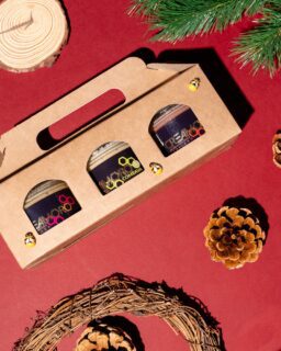 🎄 Manca meno di un mese a Natale!
🎁 E tu non hai ancora deciso cosa mettere sotto l’albero?
Niente panico: ci pensa Creamoro!
Perfetto per un parente, un amico, un collega… e soprattutto per te, perché te lo meriti 🥰!
Un piccolo vasetto, un grande pensiero.
Scegli il gusto che ti chiama di più – Classico, Combava, Matcha, Ribes Nero o Lampone – e regala una dolcezza autentica, 100% biologica e italiana. 💛
Allora… cosa aspetti?
Corri nel nostro store online!
Link in bio 👆